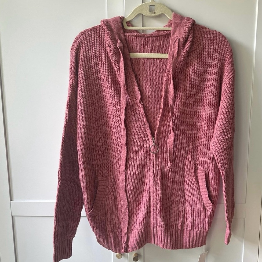 Women’s Sweater